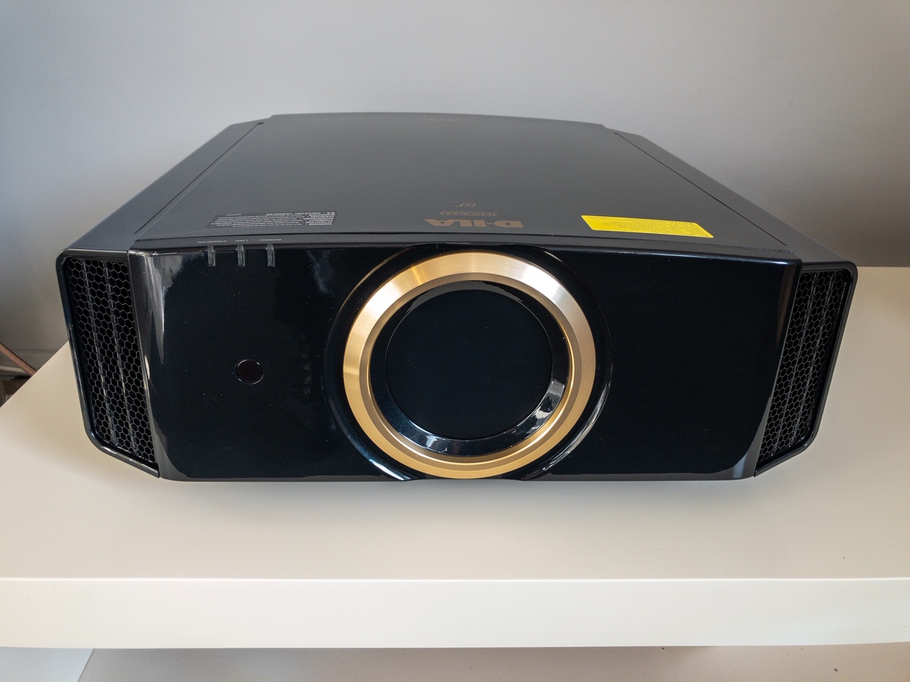 JVC DLA-RS540